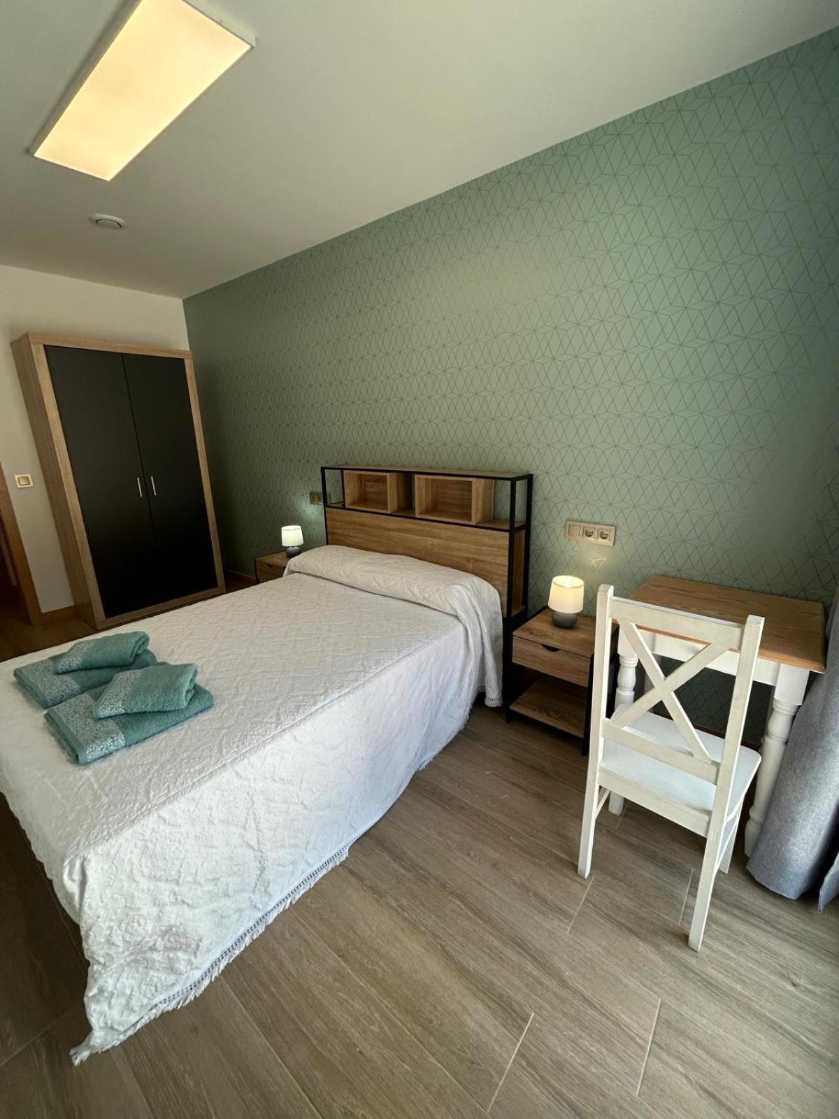 Apartamentos Torres Del Milladoiro Amés エクステリア 写真